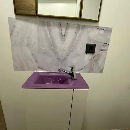 Δωμάτια σε οικογενειακή κατοικία Top4 Single Mit Eigenem Bad