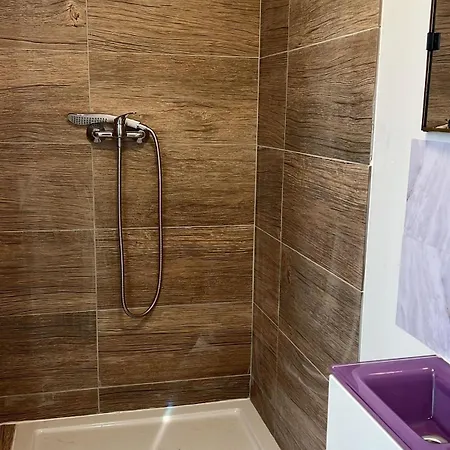 Top4 Single Mit Eigenem Bad * Enns